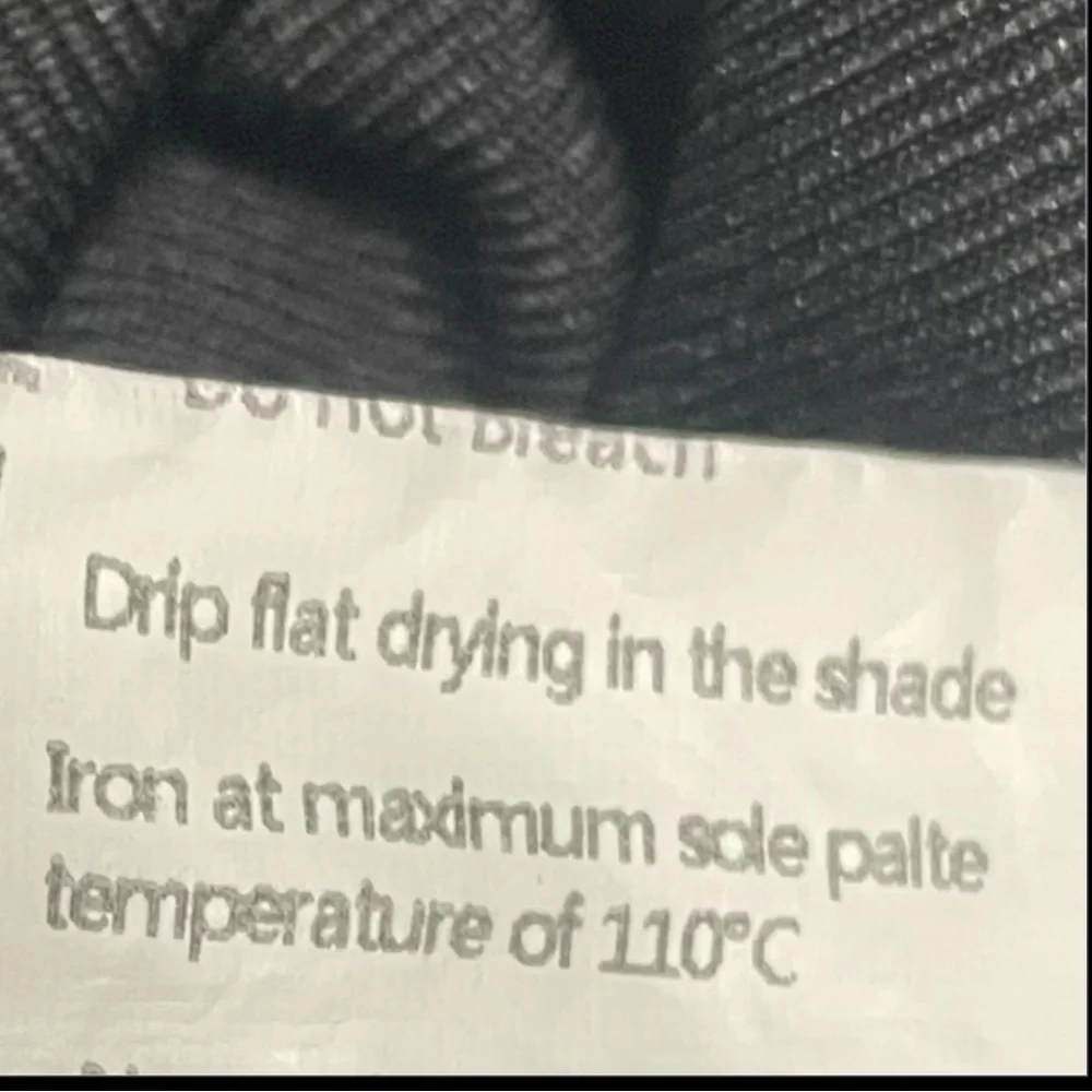 Black Sleeveless Romper - Picture 11 of 11